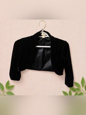Limited Too Black Velvet Cropped Jacket – Size M